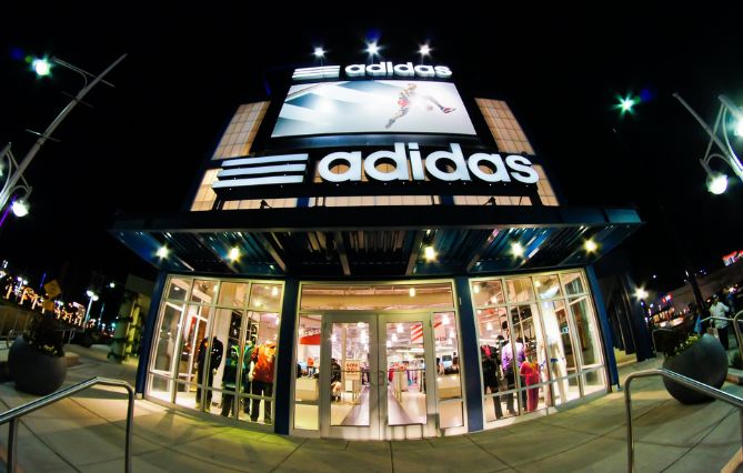 Adidas, l’entreprise qui veut être sur tous les fronts