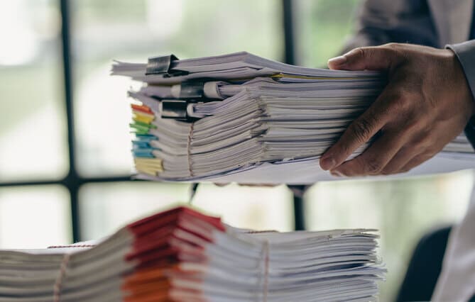 Les commissaires de justice prêts à soulager les magistrats de certaines procédures immobilières