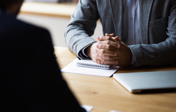 Entretiens lors d’une enquête interne : mode d’emploi 
