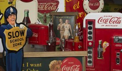 Maison de ventes Cornette de Saint Cyr - 130 ans de l’univers Coca-Cola aux enchères