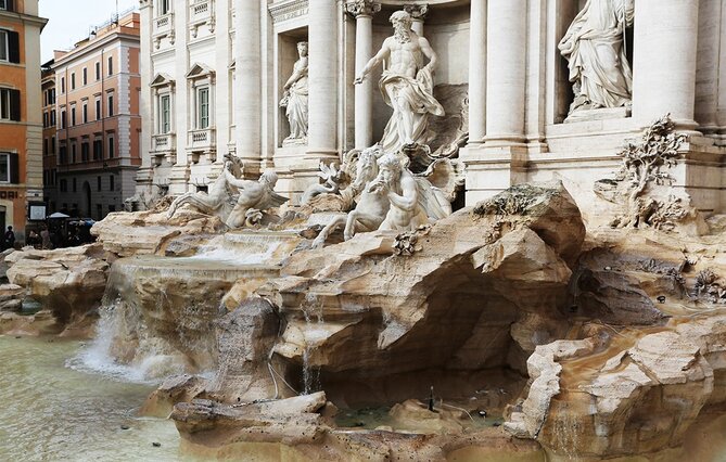 Empreintes d'histoire : Quelle célèbre fontaine a pu être construite grâce à une loterie pontificale ?
