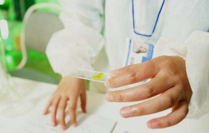 (91) Huit chercheuses de Paris-Saclay parmi les lauréates du Prix jeunes talents pour les femmes et la science