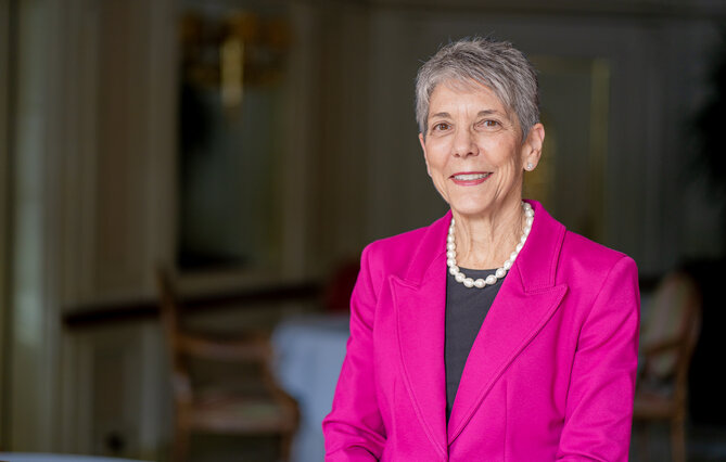 Jacqueline Scott, nouvelle présidente de l’Union internationale des avocats