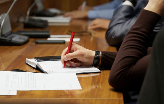 (75) Le barreau de Paris sonde ses avocats sur leur formation continue