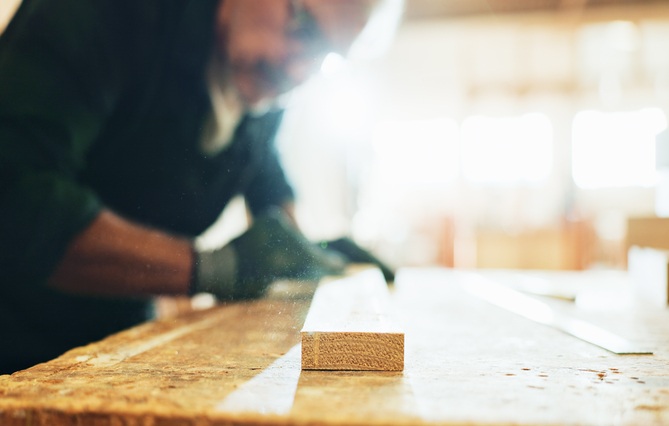 Temps partiel, retraite progressive, « contrat de valorisation d’expérience » : comment augmenter le taux d’emploi des seniors ?