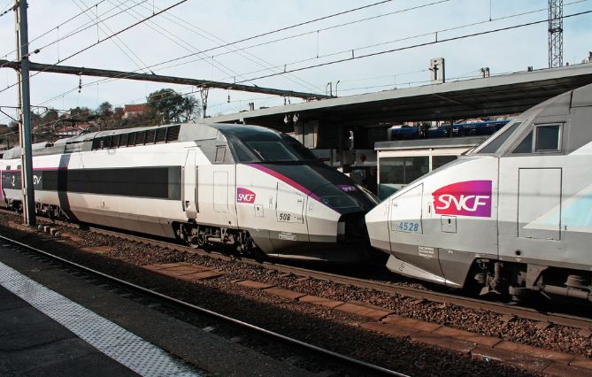 Le Conseil d'État donne raison aux régions contre la SNCF et bloque l’augmentation des prix des péages ferroviaires